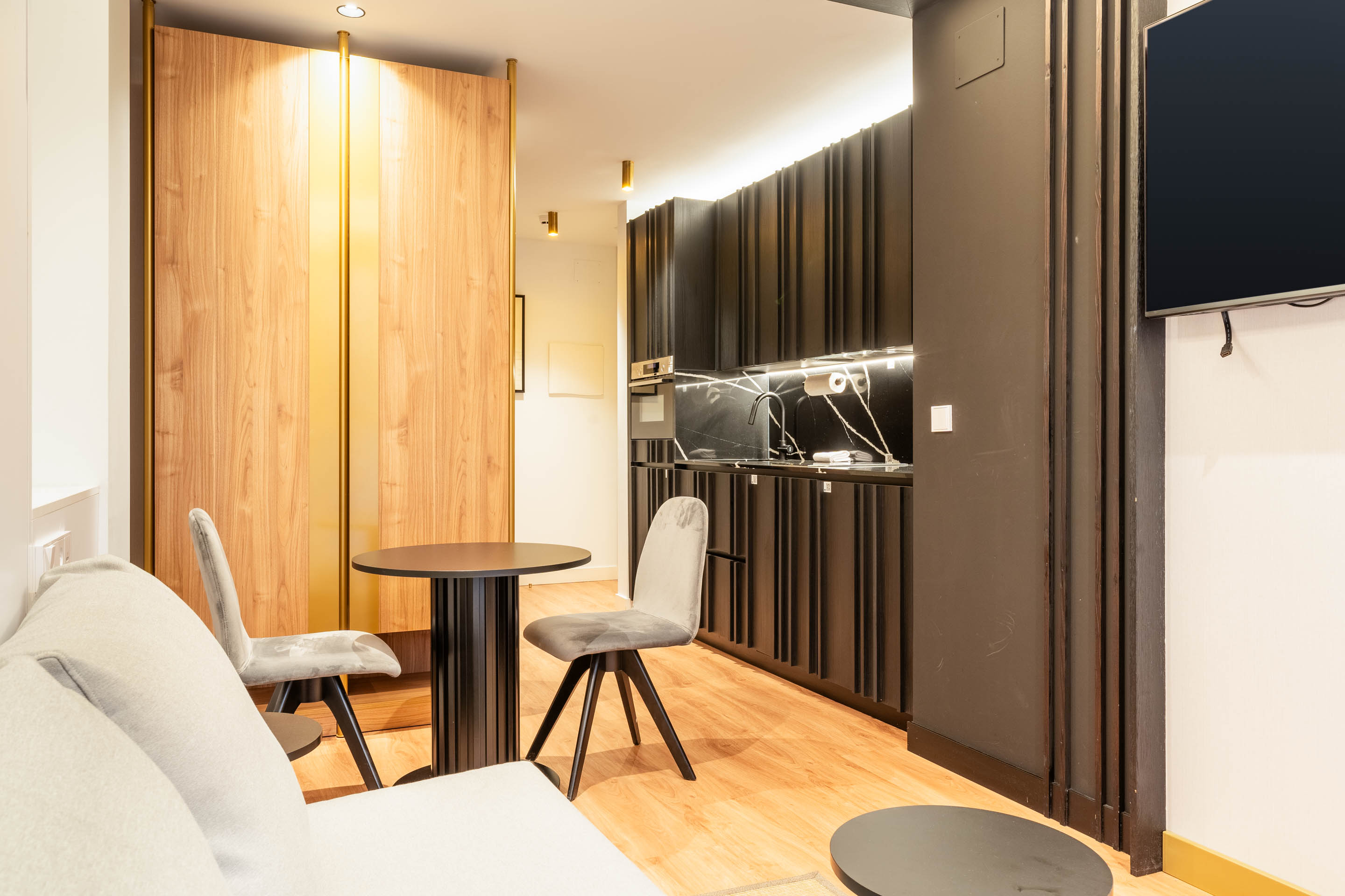 Limehome San Sebastian Zubieta Kalea | designed to stay